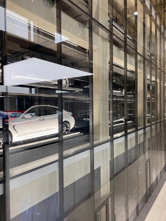 제네시스 수지 카타워(Car Tower).<장우진 기자>